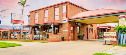 Early Australian Motor Inn Exterior