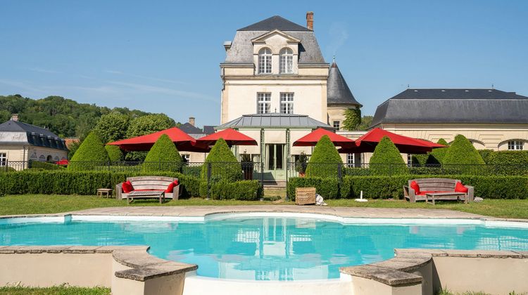 Chateau de Courcelles Pool