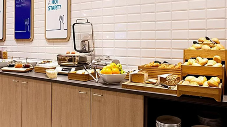<b>Holiday Inn Express Goppingen Restaurant</b>. Images powered by <a href="https://www.leonardoworldwide.com/" title="Leonardo Worldwide" target="_blank">Leonardo</a>.