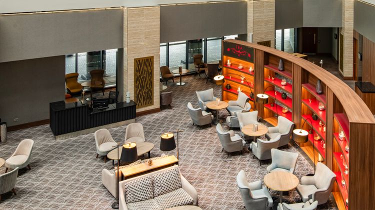 Crowne Plaza Heathrow T4 Exterior