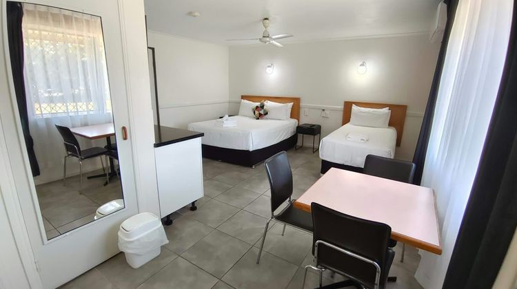 Ambassador Motor Lodge Room