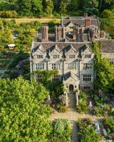 Gravetye Manor Hotel