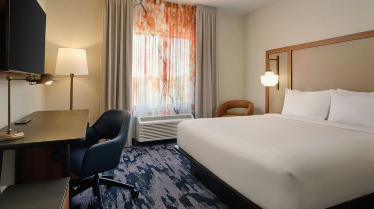 Fairfield Inn & Suites St Augustine I-95 Room
