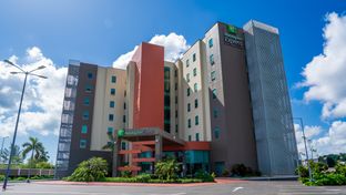 Holiday Inn Express Tuxpan