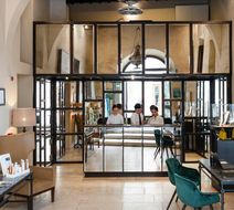 Castel Monastero Lobby
