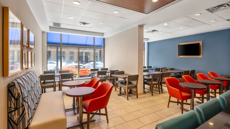 Holiday Inn Express Toronto Downtown Restaurant