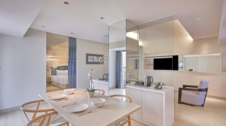 Village Hotel Katong Suite