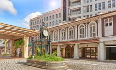 Village Hotel Albert Court