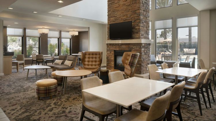 Residence Inn Los Angeles LAX/Manhattan Lobby