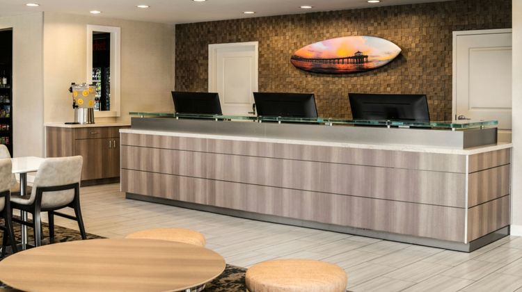 Residence Inn Los Angeles LAX/Manhattan Lobby