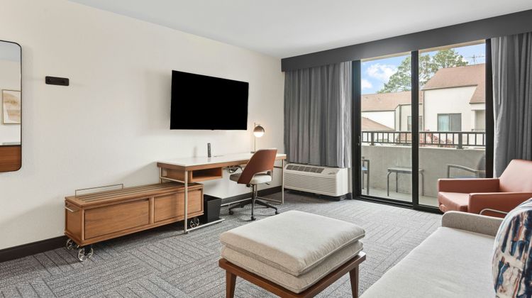 Courtyard by Marriott Columbus Suite