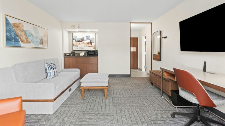 Courtyard by Marriott Columbus Suite