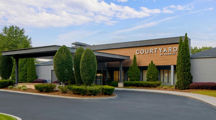 Courtyard Atlanta Windy Hill/Ballpark Exterior