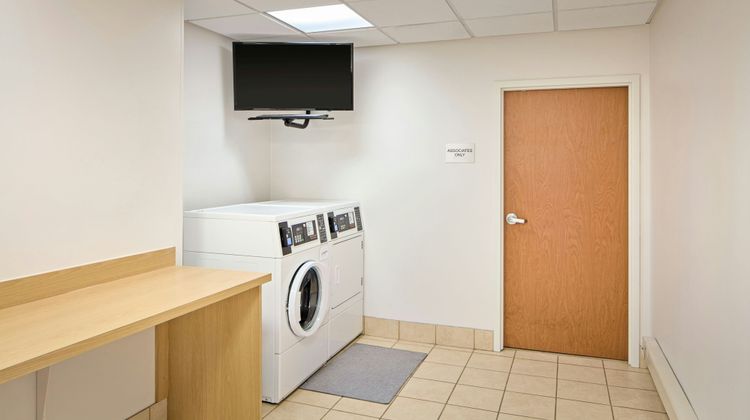 Fairfield Inn & Suites Cleveland Avon Other