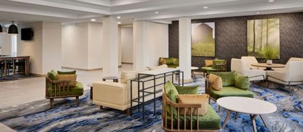 Fairfield Inn & Suites Cleveland Avon Lobby