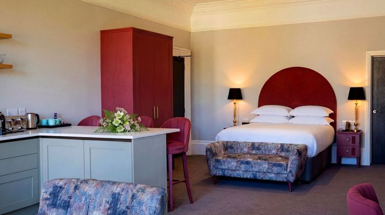 Poets House Hotel Room