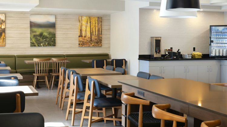 Fairfield Inn & Suites Grand Rapids Restaurant