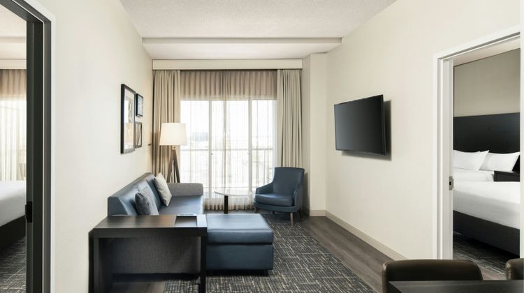 Residence Inn Montreal Airport Room