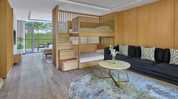 Aravali Marriott Resort & Spa Delhi NCR Suite