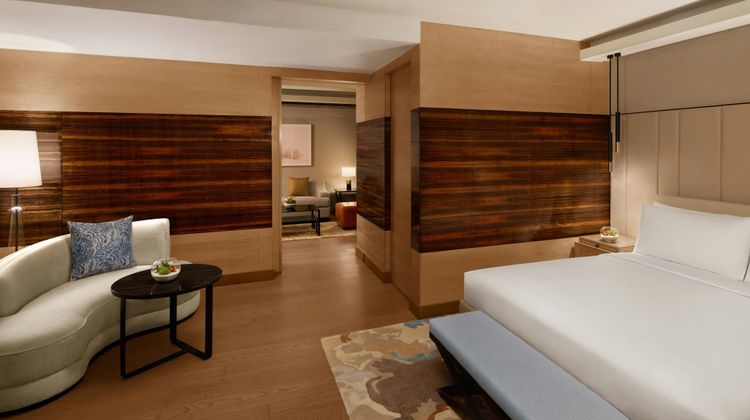 JW Marriott Hotel New Delhi Aerocity Suite