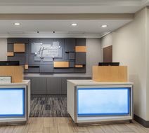 Holiday Inn Express & Stes Dwtn/Conv Ctr Exterior
