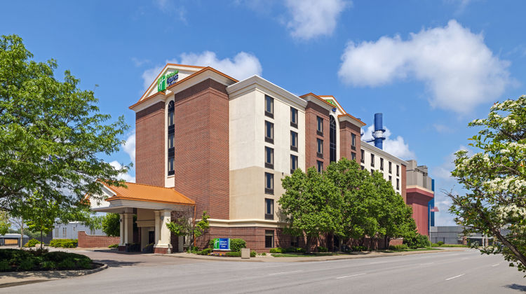 Holiday Inn Express & Stes Dwtn/Conv Ctr Exterior
