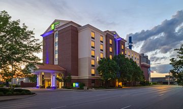 Holiday Inn Express & Stes Dwtn/Conv Ctr