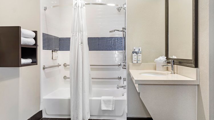 Staybridge Suites Plano Frisco Room