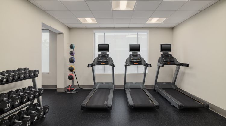Holiday Inn Express & Stes Dwtn/Conv Ctr Health Club