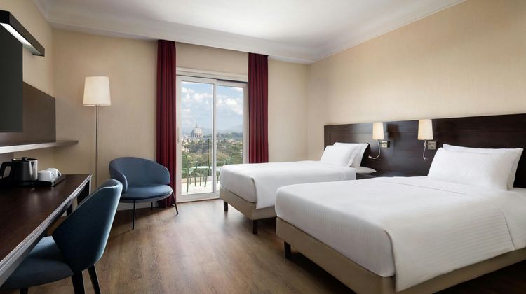 Courtyard by Marriott Rome Central Park Room