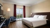 <b>Courtyard by Marriott Rome Central Park Room</b>. Images powered by <a href="https://www.leonardoworldwide.com/" title="Leonardo Worldwide" target="_blank">Leonardo</a>.