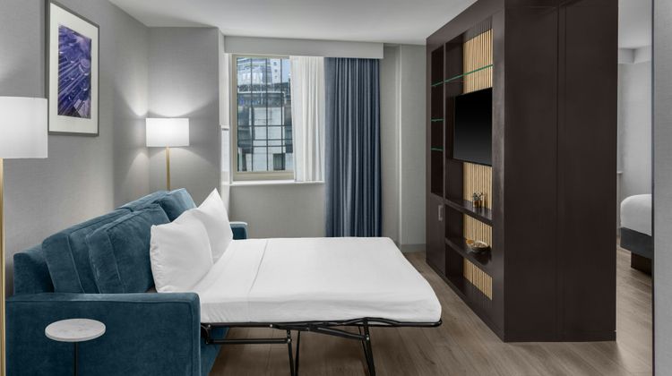 Four Points by Sheraton NYC Downtown Suite