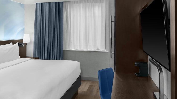 Four Points by Sheraton NYC Downtown Room