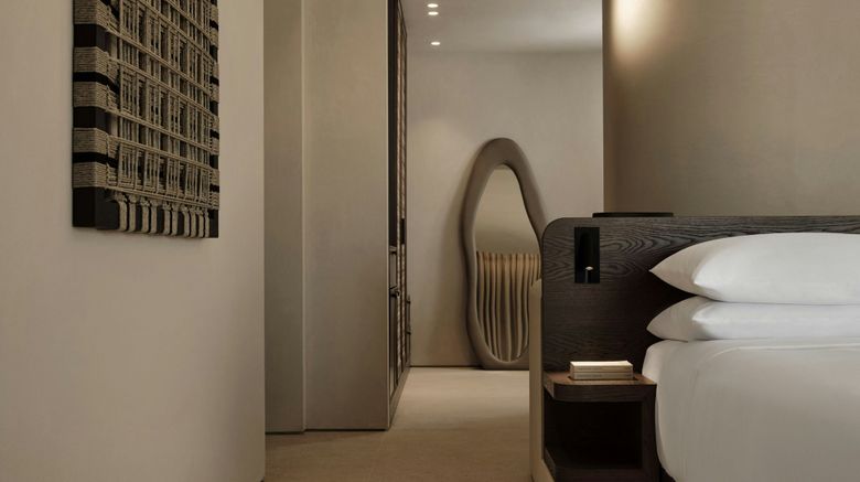 <b>Orosea, Paros, Autograph Collection Suite</b>. Images powered by <a href="https://www.leonardoworldwide.com/" title="Leonardo Worldwide" target="_blank">Leonardo</a>.