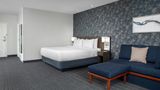 Courtyard Richmond Downtown Suite
