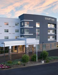 Courtyard Schenectady at Mohawk Harbor