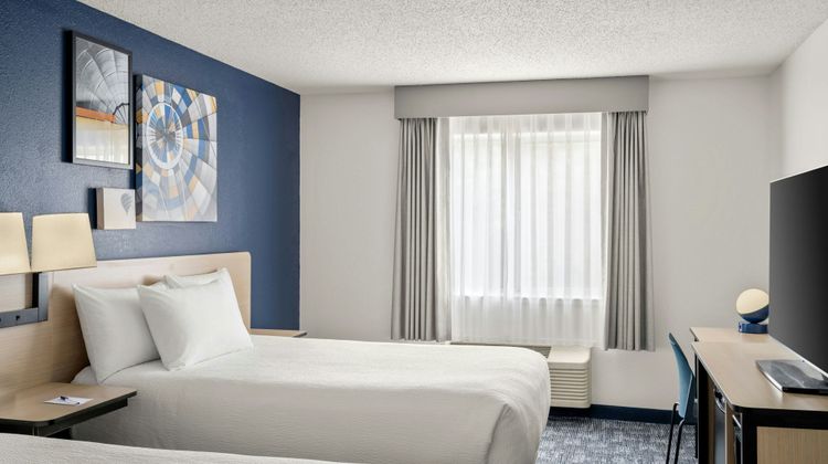 City Express By Marriott Freeport Room