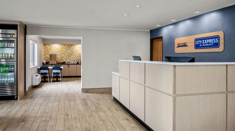 City Express By Marriott Freeport Lobby
