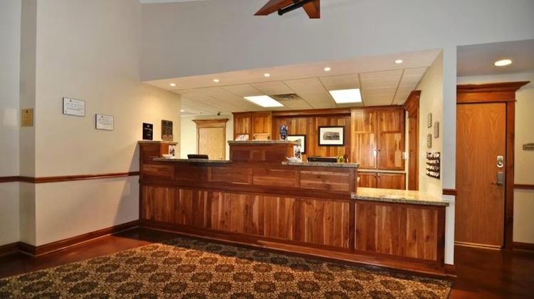 The Montcler HotelcTrademark Col Wyndham Lobby