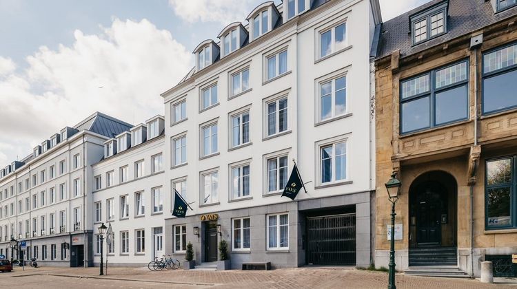 YAYS The Hague Willemspark Exterior