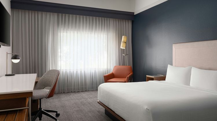 Courtyard Valdosta Room