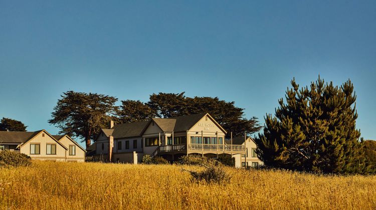 Hill House Inn Exterior