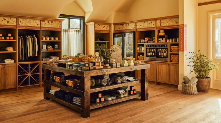 Hill House Inn Restaurant