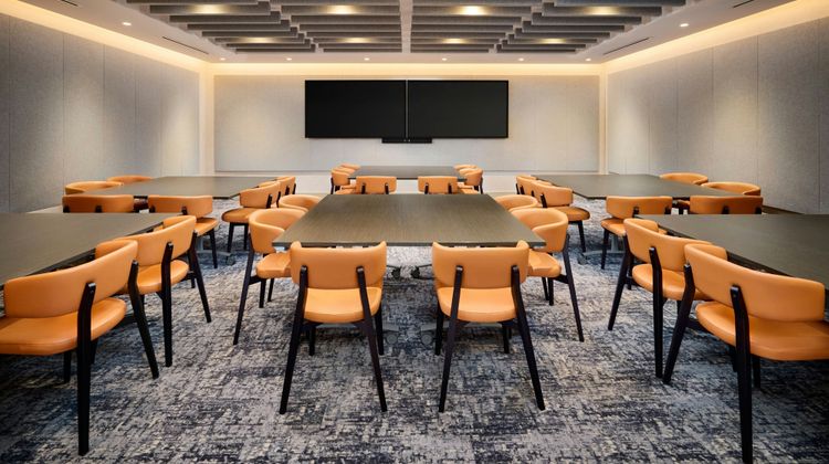 Omage Hotel Montreal/Laval Meeting