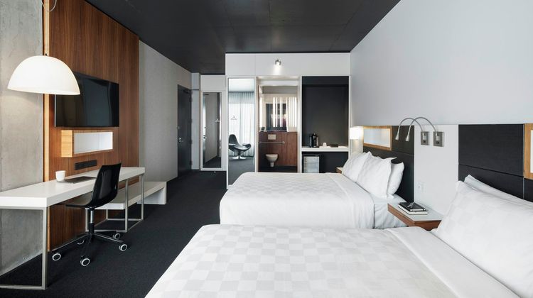 ALT Hotel Toronto Pearson Room