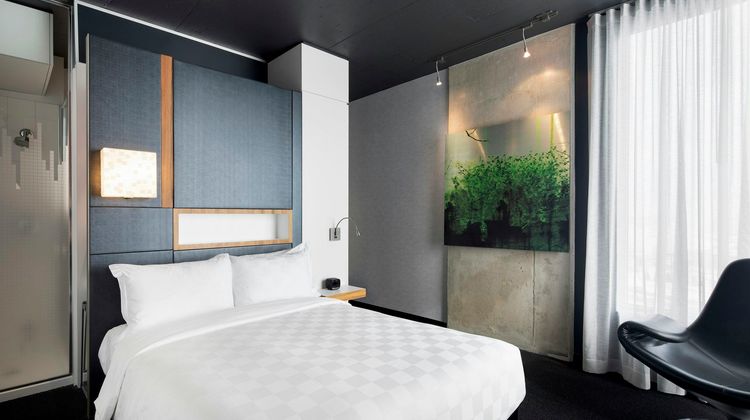 ALT Hotel Toronto Pearson Room