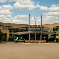 DoubleTree by Hilton Washington Dulles