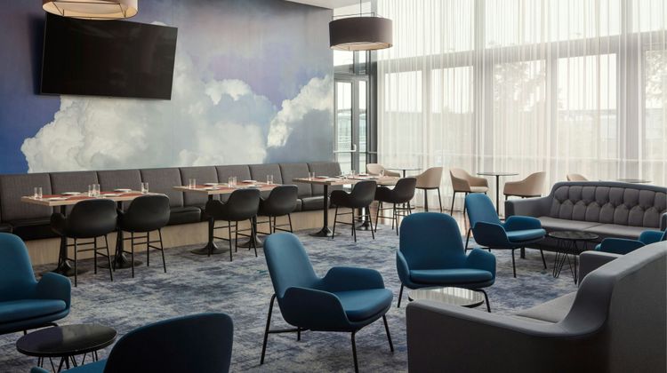 Courtyard by Marriott Prague Airport Restaurant