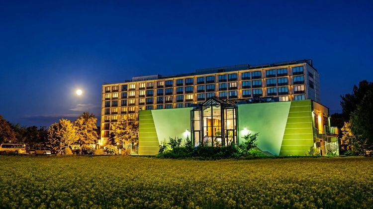 Sunday Am Main Taunus Zentrum Exterior