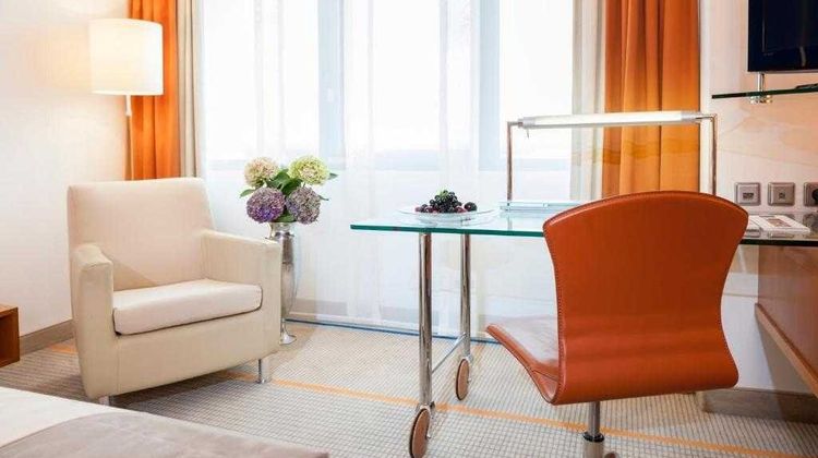 Dorint Hotel Am Main Taunus Frankfurt Lobby